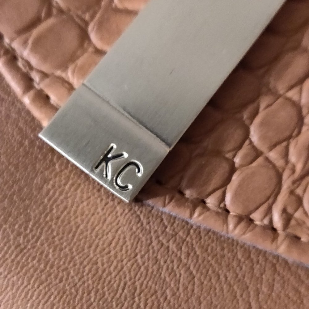 Kenneth Cole Reaction Wallet - Picture 2 of 6